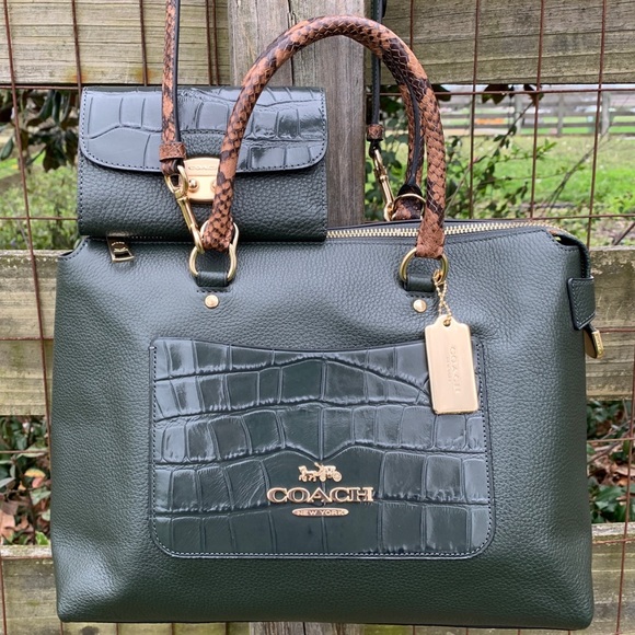 Coach Handbags - Coach Ivy Green Emma Leather Snake Bag Wallet Set